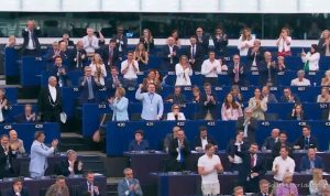Back to Sender" Chants Erupt in European Parliament Following Vote to Expedite Deportations