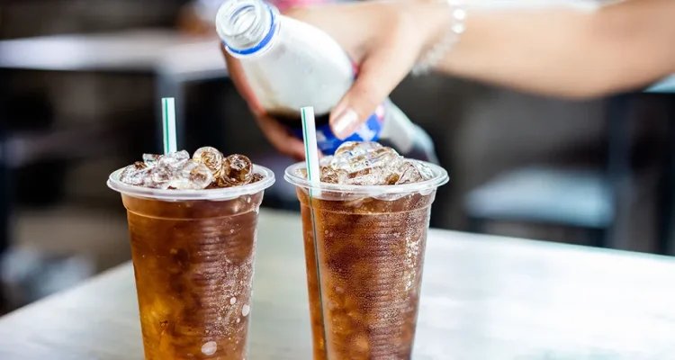 Doctors Warn of Health Risks in Popular "Dirty Soda" Drinks