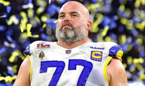 Former NFL star: "I'd be frustrated" if NFL allowed FIFA to install grass on turf fields