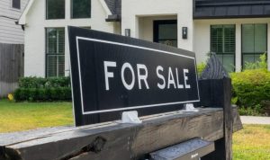 Homebuyers Postpone Purchases Due to Elevated Prices and Mortgage Rates