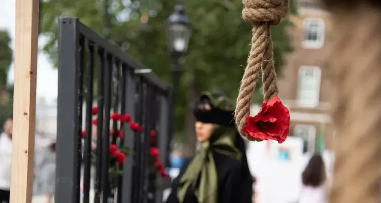 Iran Intensifies Executions of Activists Amidst Internet Shutdowns