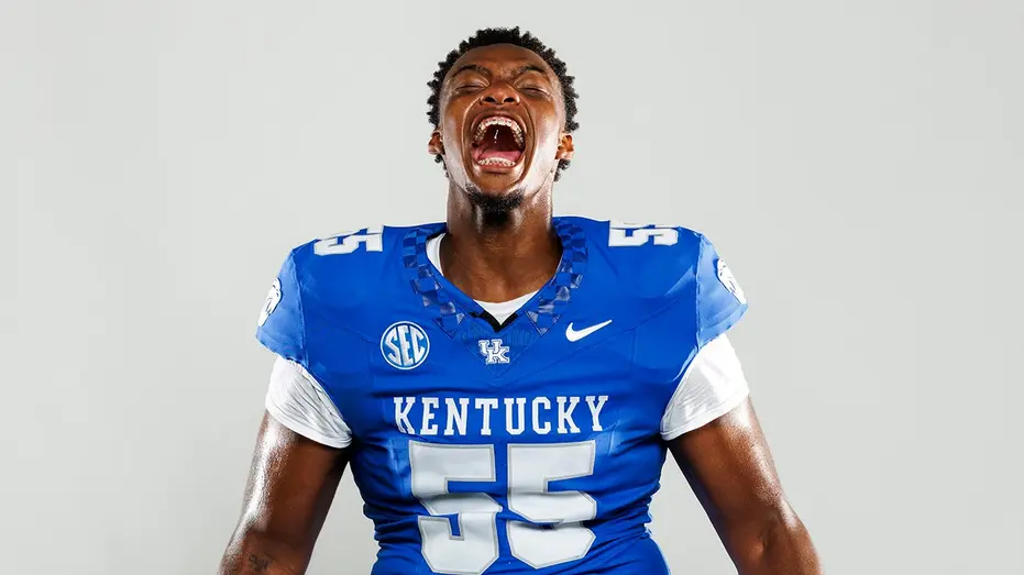 Kentucky Football Mourns Defensive Lineman Nic Smith Found Dead on Campus