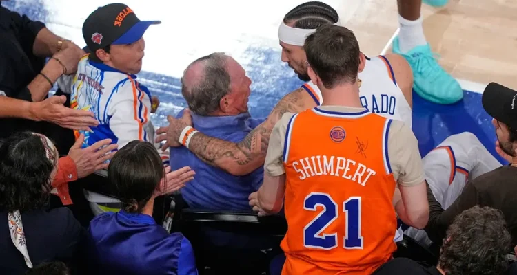 Knicks guard almost crashes into Michael Bloomberg chasing loose ball in NBA Finals Game 3