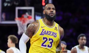 LeBron James' Lakers Loyalty Confirmed as Deal Talks Begin