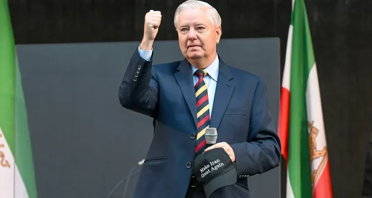 Lindsey Graham, Trump Ally, Defeats Anti-Establishment GOP Challenger