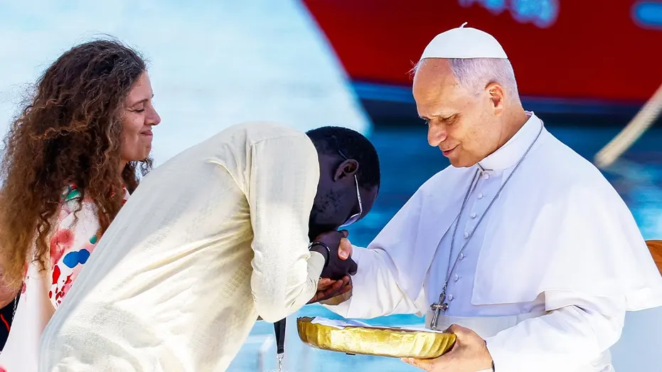 Pope Leo visits popular European migrant entry point after criticizing immigration policies