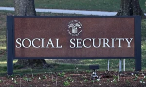 Social Security Faces Insolvency in 2032, Threatening Benefit Reductions