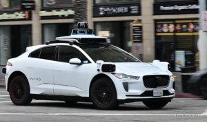 Thief flees scene in Waymo vehicle