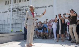 Trump Name Removal Advocate Calls Kennedy Center a 'Lifeless Husk