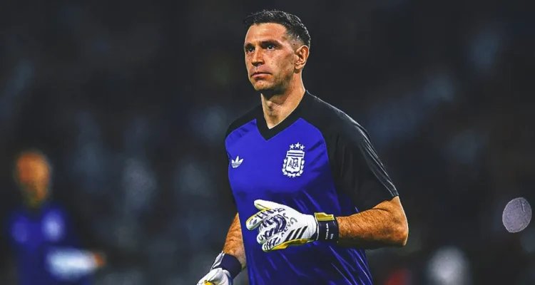 2026 World Cup Golden Glove Favorites: Emiliano Martínez Leading Contenders
