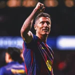 A World-Class Signing!': Man United Icon Wants Lewandowski at Old Trafford