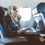Airline Cuts In-Flight Snacks on Short Routes, Igniting Service Debate