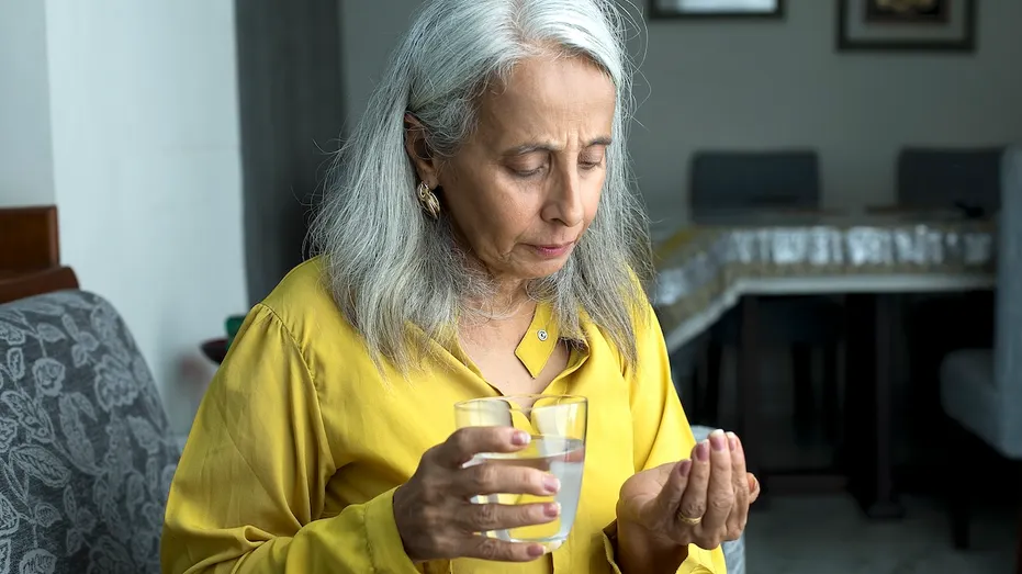 Alzheimer's Drugs Criticized as Ineffective in Major Review, but Support Remains