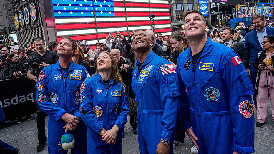 Artemis Crew Aims to Connect with Humanity Through Shared Accomplishments