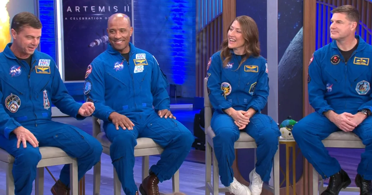 Artemis Crew Members Share Post-Splashdown Snack
