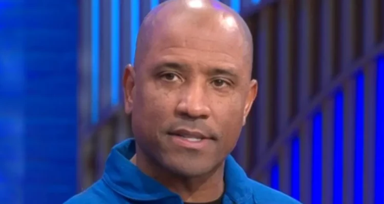 Artemis' Victor Glover: "Very Special Perspective" Seeing Earth in One Glance