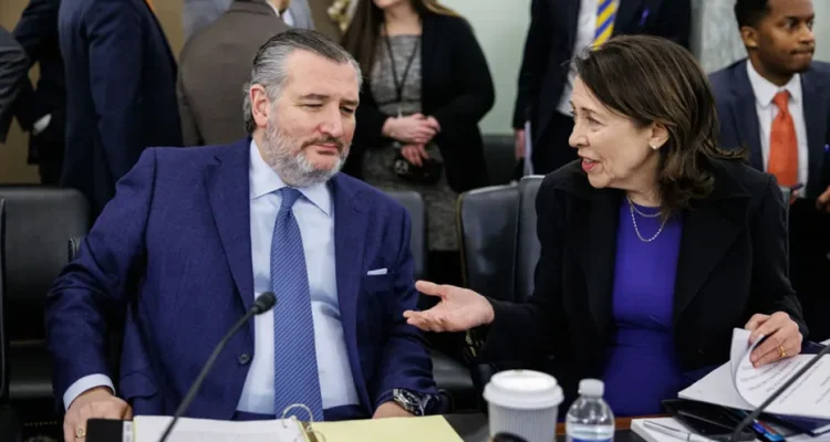 Bipartisan Senate Bill Offers Path Forward for College Athletics