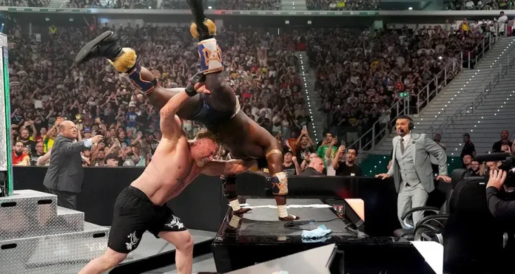 Brock Lesnar defeats Oba Femi in their second rivalry match at WWE Clash in Italy