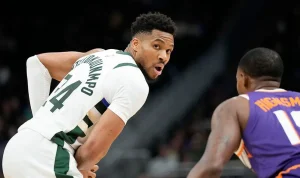 Bucks Open to Trading Giannis Antetokounmpo, Report Says