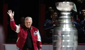 claude-lemieuxs-family-honors-nhl-champion-after-canadiens-ceremony-87733 Claude Lemieux's family honors NHL champion after Canadiens ceremony