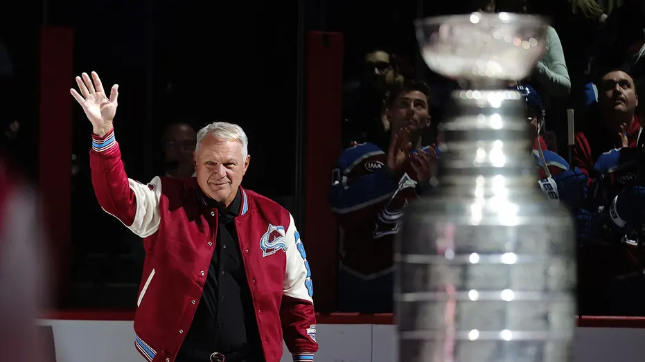 Claude Lemieux's family honors NHL champion after Canadiens ceremony