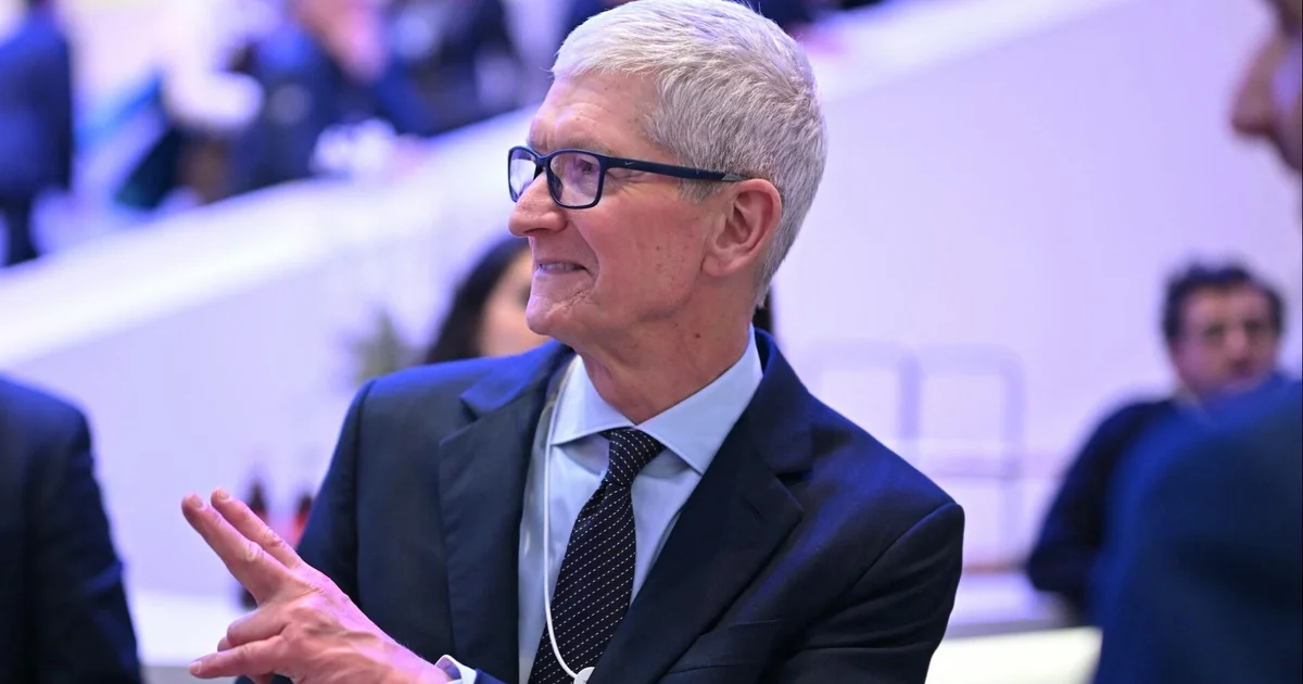 Cook's 15 Years as Apple CEO Conclude