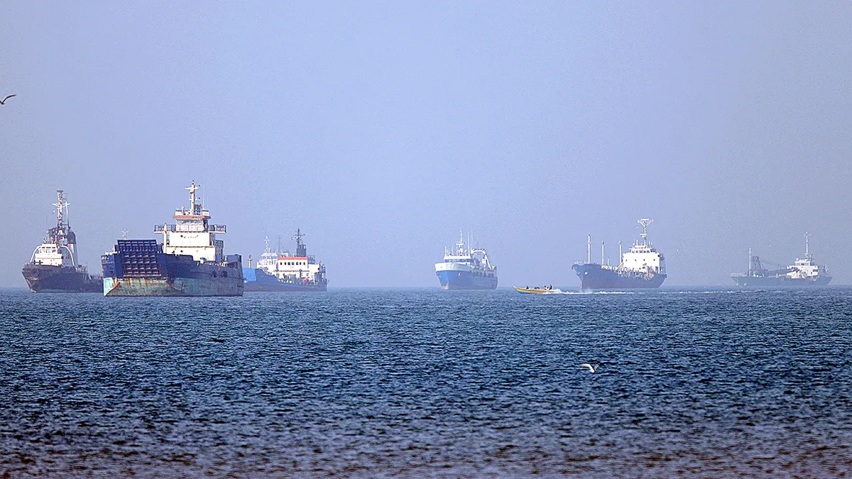 Creating a Demilitarized Zone in the Hormuz Strait: A US Imperative