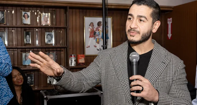 Dem Senate Hopeful El-Sayed Recalls Smashing Bottle After Beard Criticism