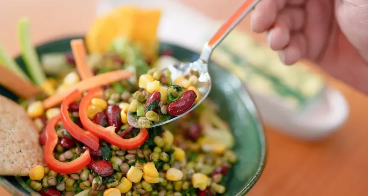Diet Change Linked to Younger Biological Age in Older Adults