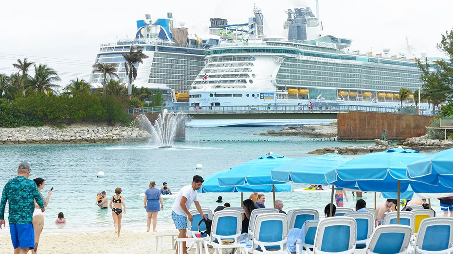 Disappointed Cruise Passengers Outraged by Alcohol Ban on Major Voyages