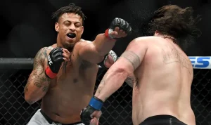 Ex-NFL Player Suffers Knockout Loss in MMA Bout Despite Weight Advantage