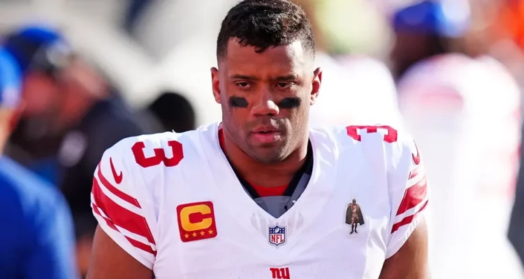 Ex-NFL Star Urges Russell Wilson to Retire for Broadcasting