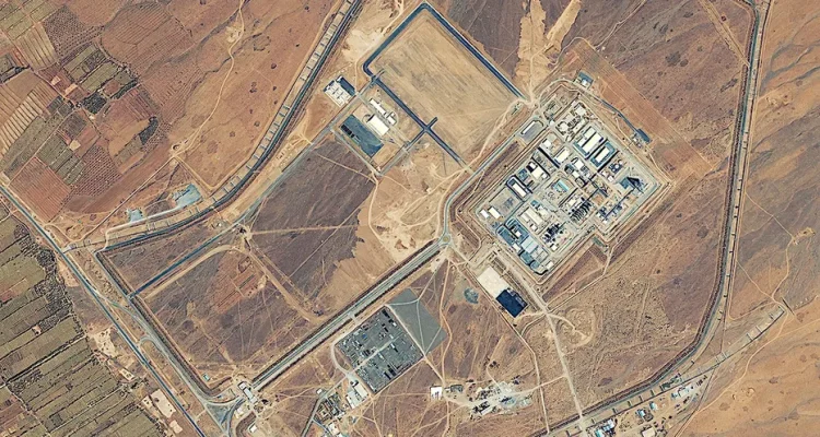 Experts caution that any Iran deal must eliminate plutonium's path to nuclear weapons