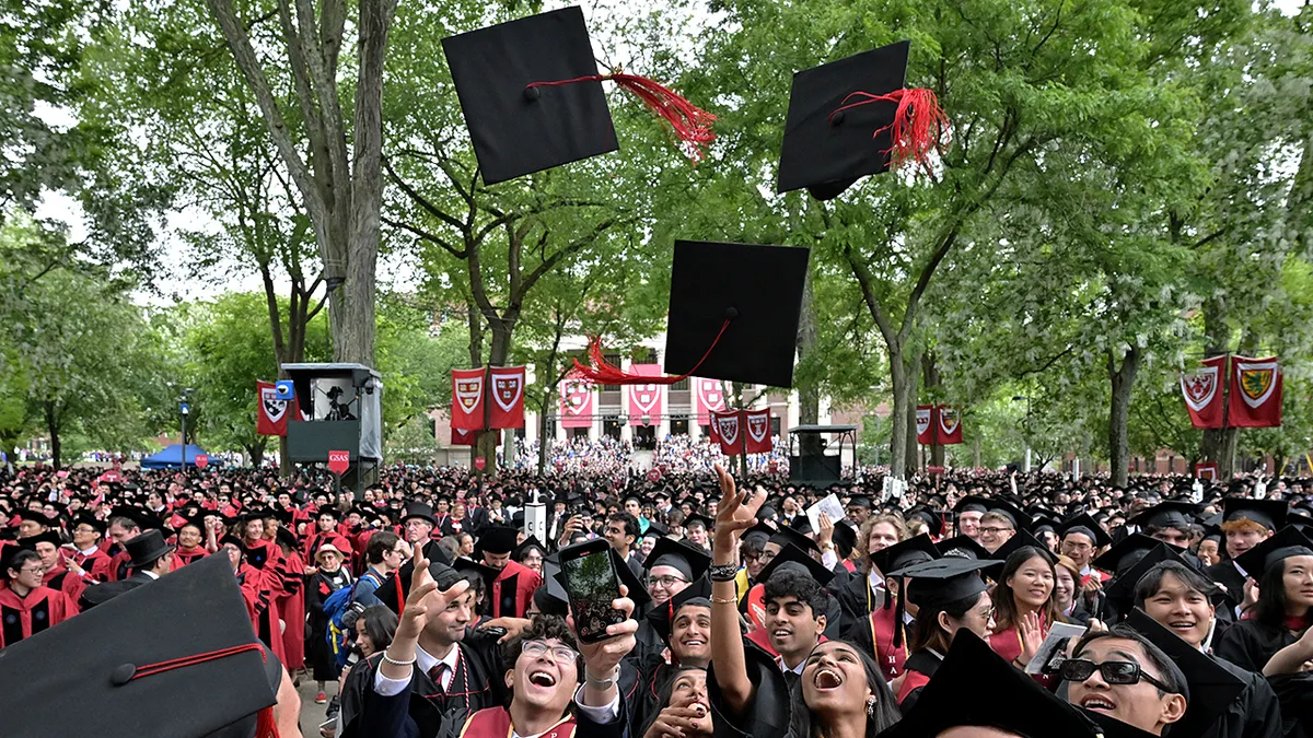 Faith in US Higher Education Declining, Fox News Poll Finds