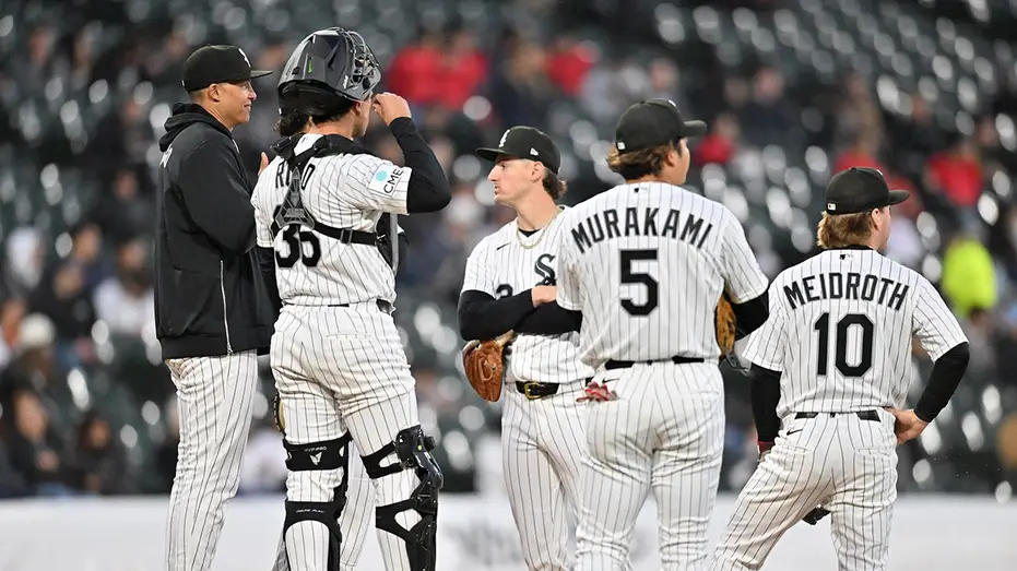 Fan Hospitalized After Fall into Bullpen During White Sox-Royals Game