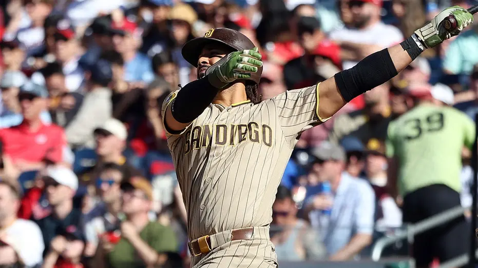 Fernando Tatis Jr. Ends Home Run Slump with Powerful Blast