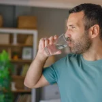 Filtered Water at Certain Ages May Extend Lifespan Decades Later, Study Suggests