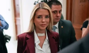former-attorney-general-bondi-praises-trump-administrations-handling-of-epstein-87886 Former Attorney General Bondi Praises Trump Administration's Handling of Epstein Files