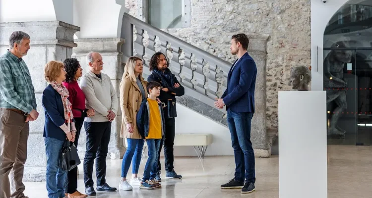 Frequent Museum Visits Linked to Slower Cellular Aging