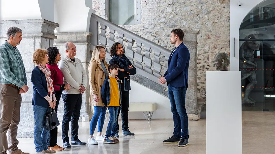 Frequent Museum Visits Linked to Slower Cellular Aging