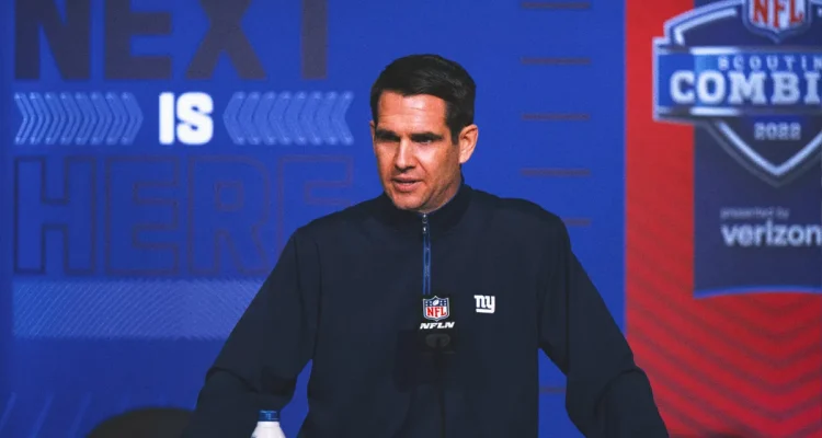 Giants Extend General Manager Joe Schoen's Contract