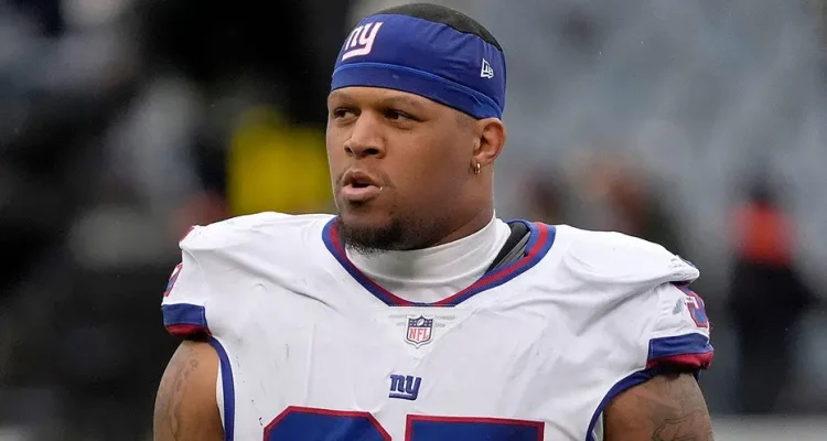 Giants' Key Defensive Tackle Suffers Season-Ending Achilles Injury in Practice