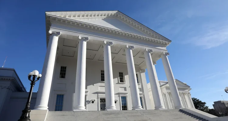 GOP Redistricting Strategy May Backfire in Virginia Midterms