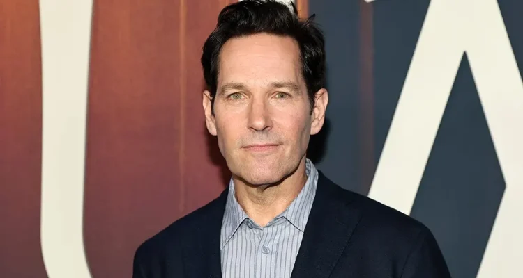 Hollywood Actor Calls Airplane Mode 'Nonsense' on Podcast