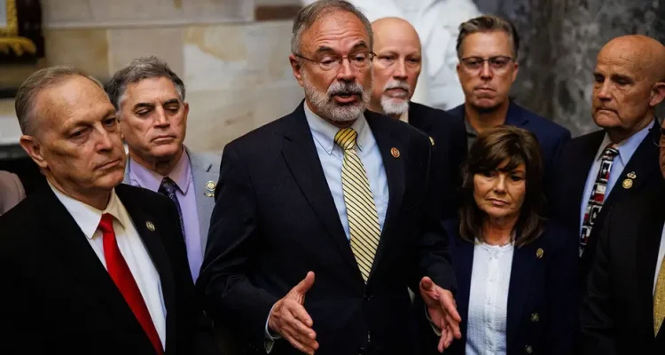 House Freedom Caucus signals intensified fight as FISA deadline nears