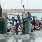 Iran Deploys Small Submarines to Strait of Hormuz Amid Expert Warning of Vulnerability