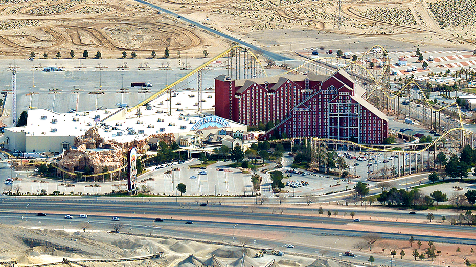 Mad Scramble to Save Vegas Casino Resort Ghost Town
