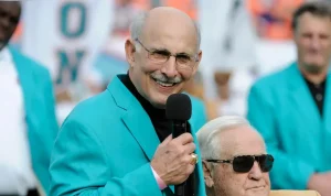 Manny Fernandez, Key Figure in Dolphins' Undefeated 1972 Season, Dies at 79