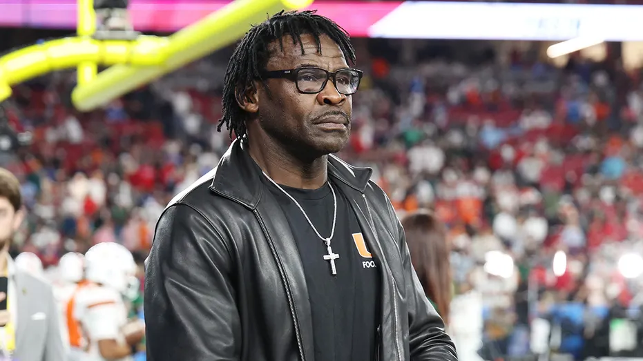 Michael Irvin Defends Mike Vrabel and Dianna Russini, Urges Critics to Self-Reflection