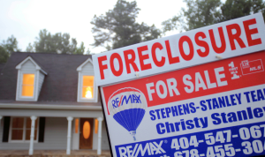 Midwestern State Sees Highest National Home Foreclosure Rate Amidst US Filing Surge